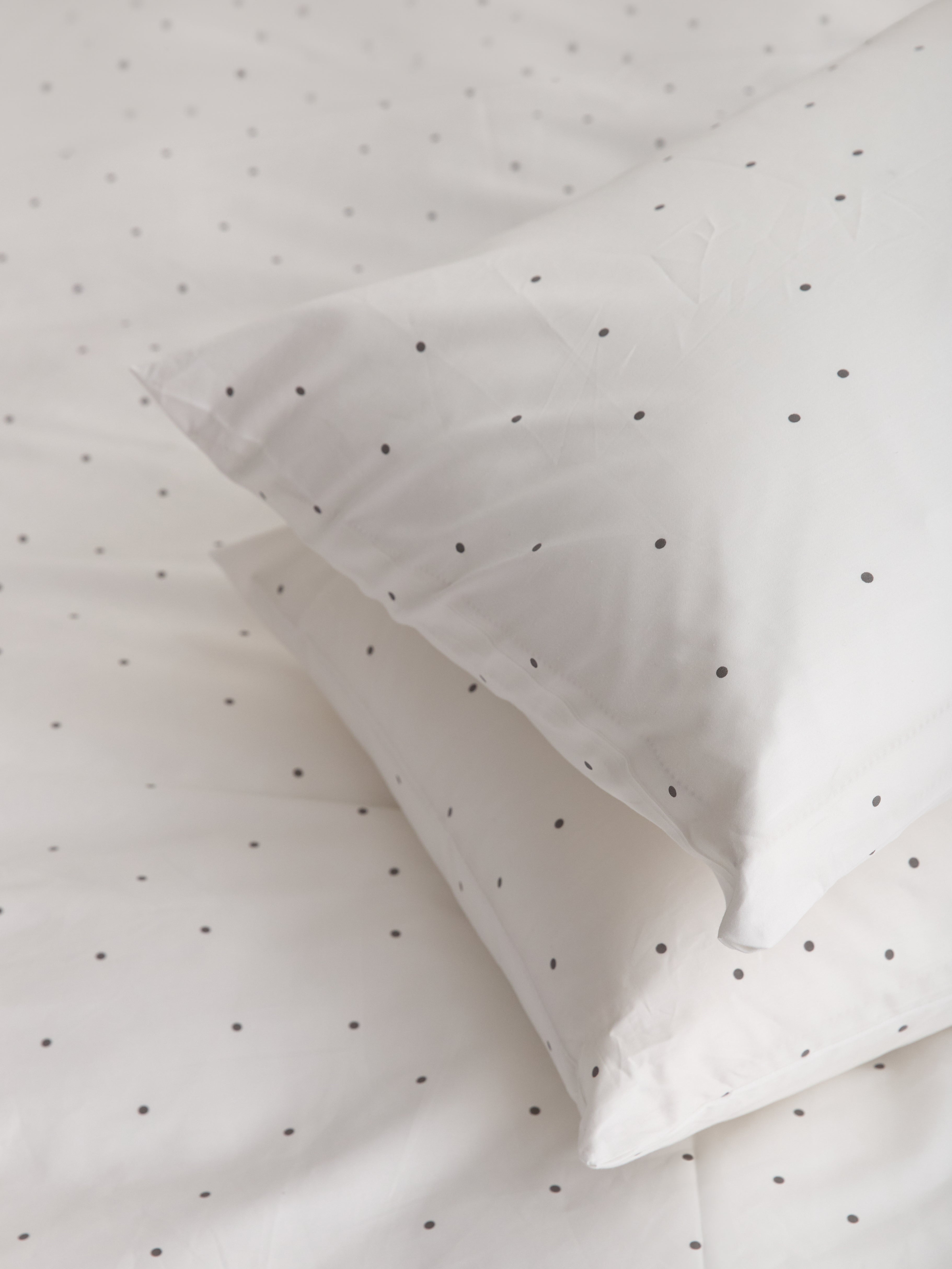 סט מצעי סאטן 500 Dots