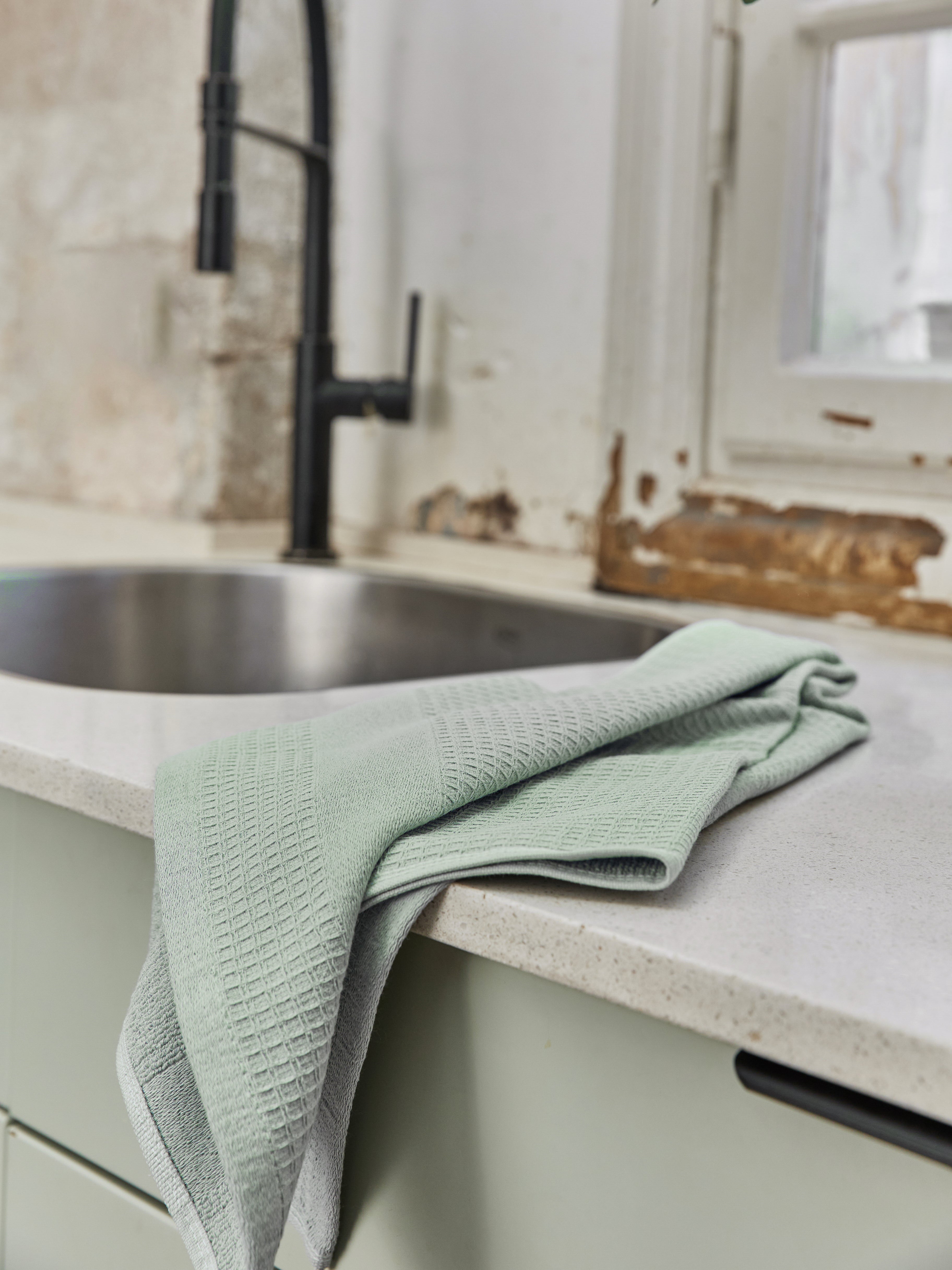 מגבת מטבח באריגת פיקה