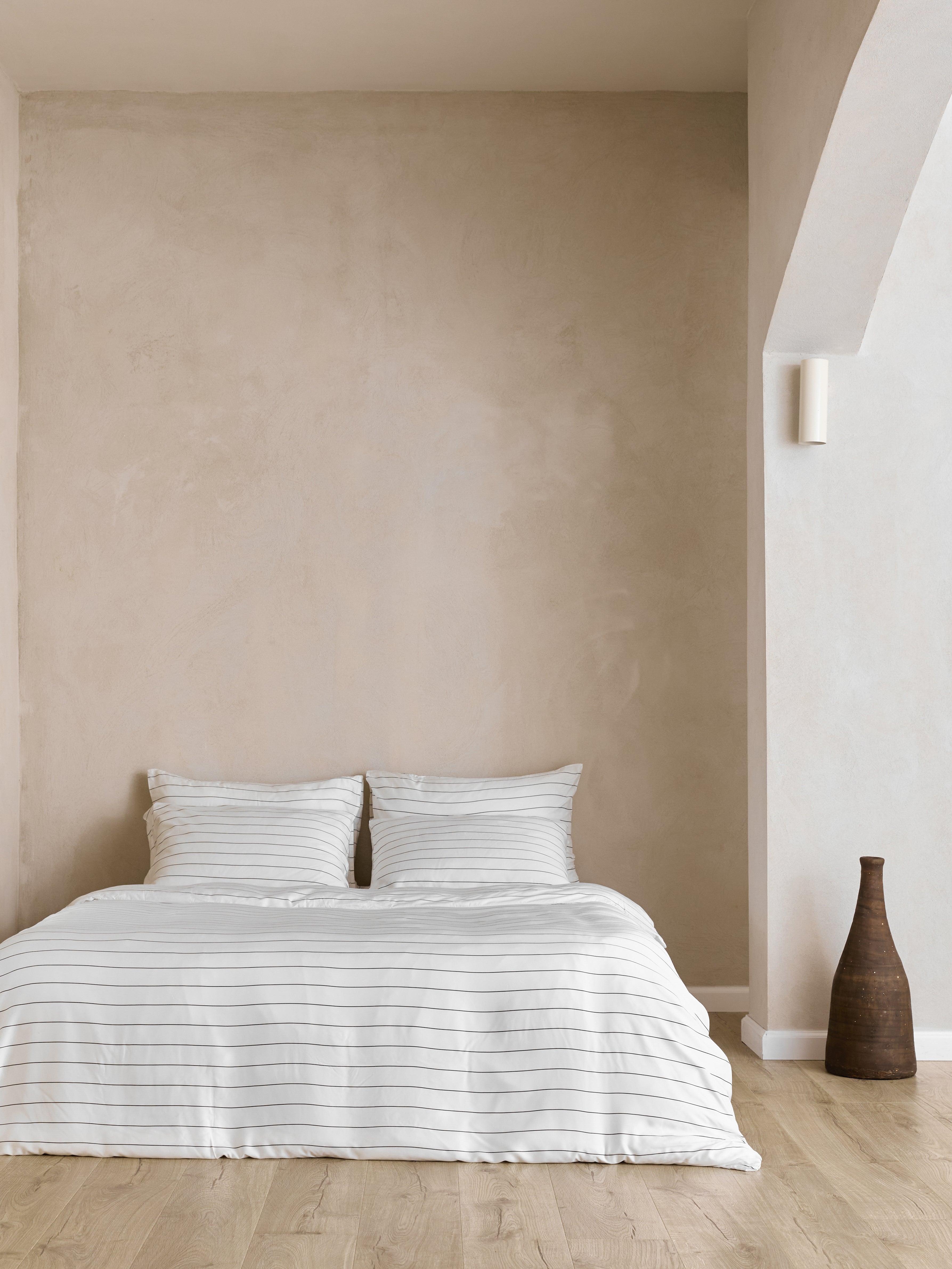 סט מצעי במבוק Black Stripes