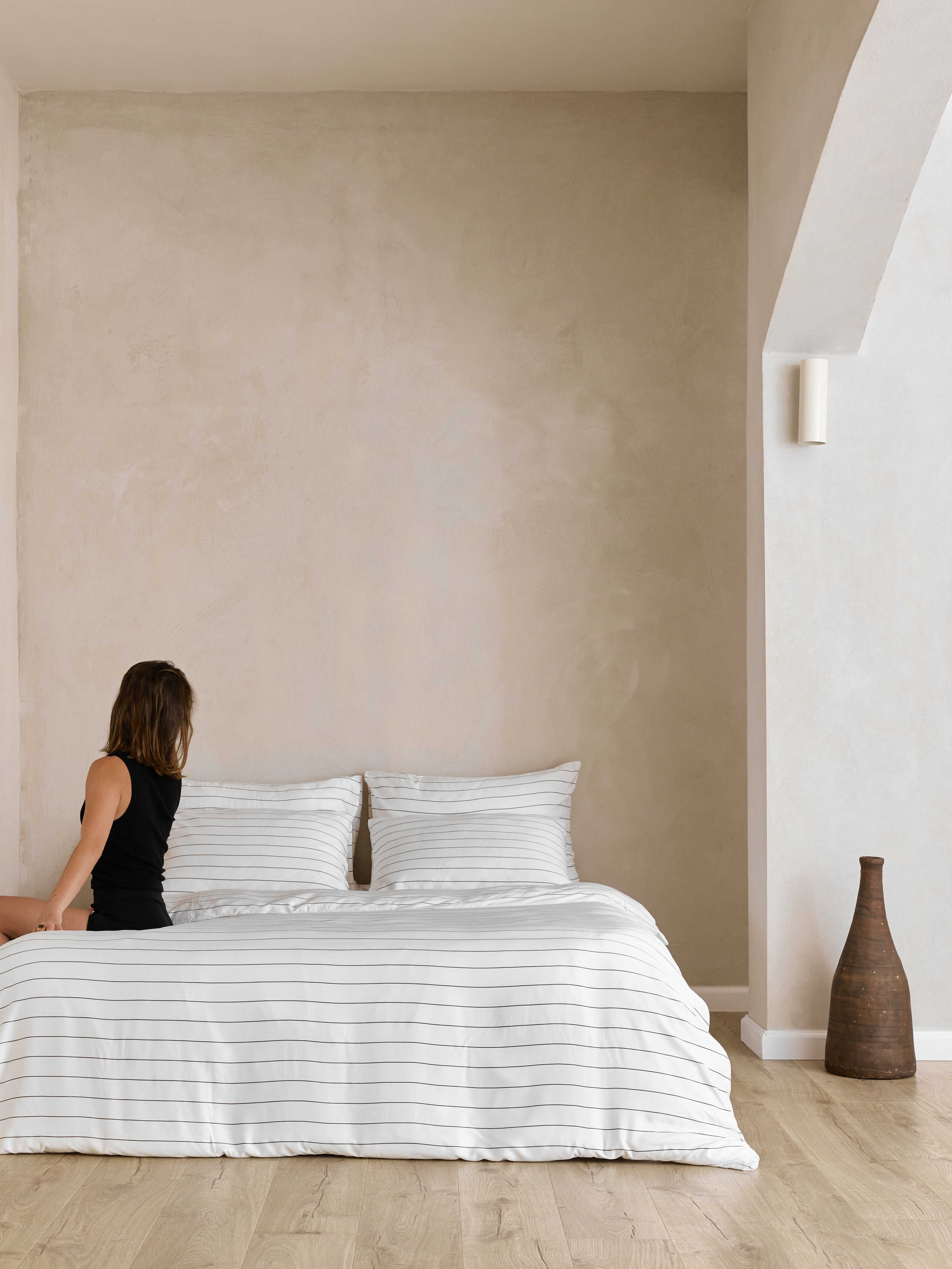 סט מצעי במבוק Black Stripes