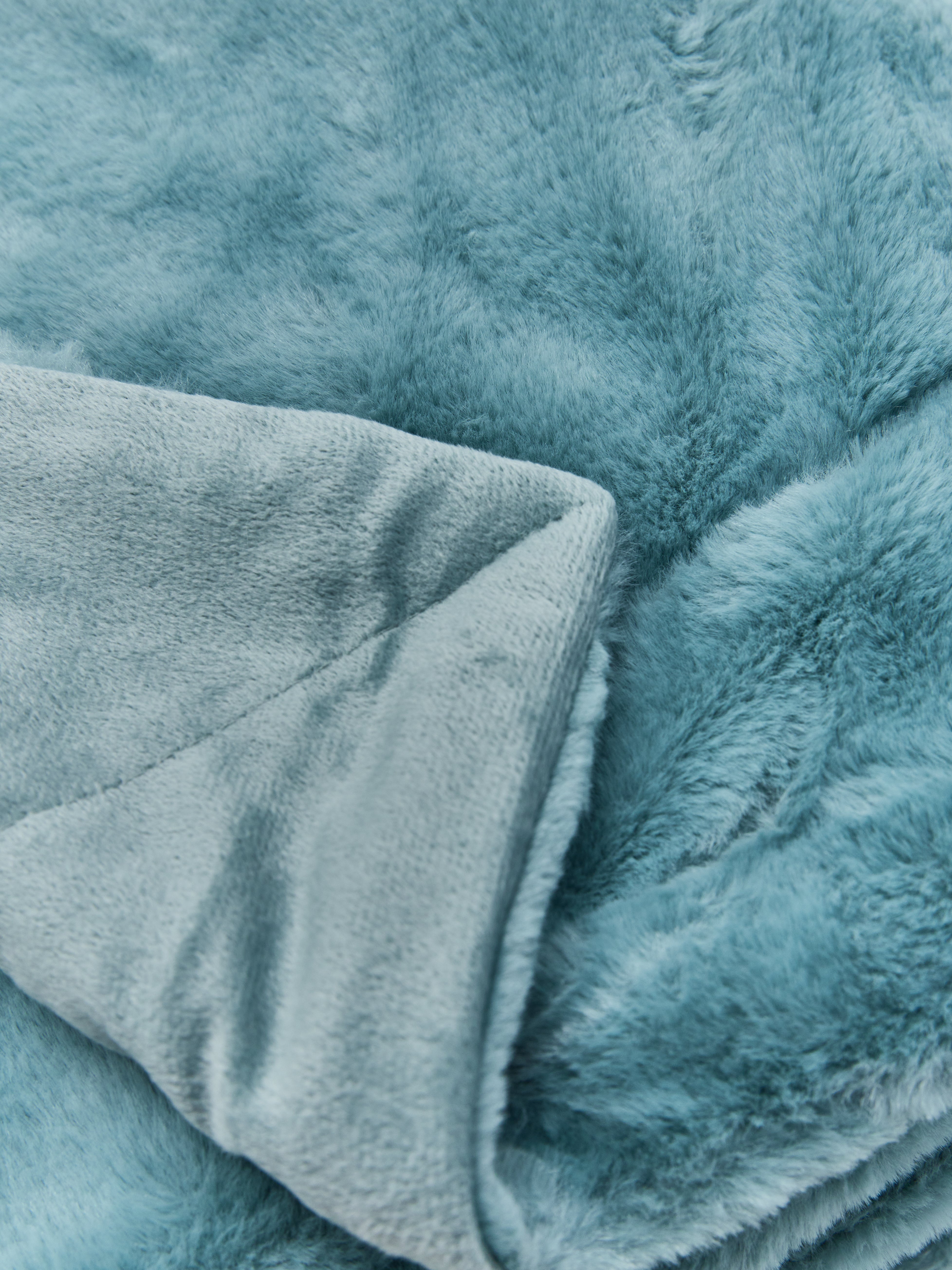 שמיכת פליז Tourmaline