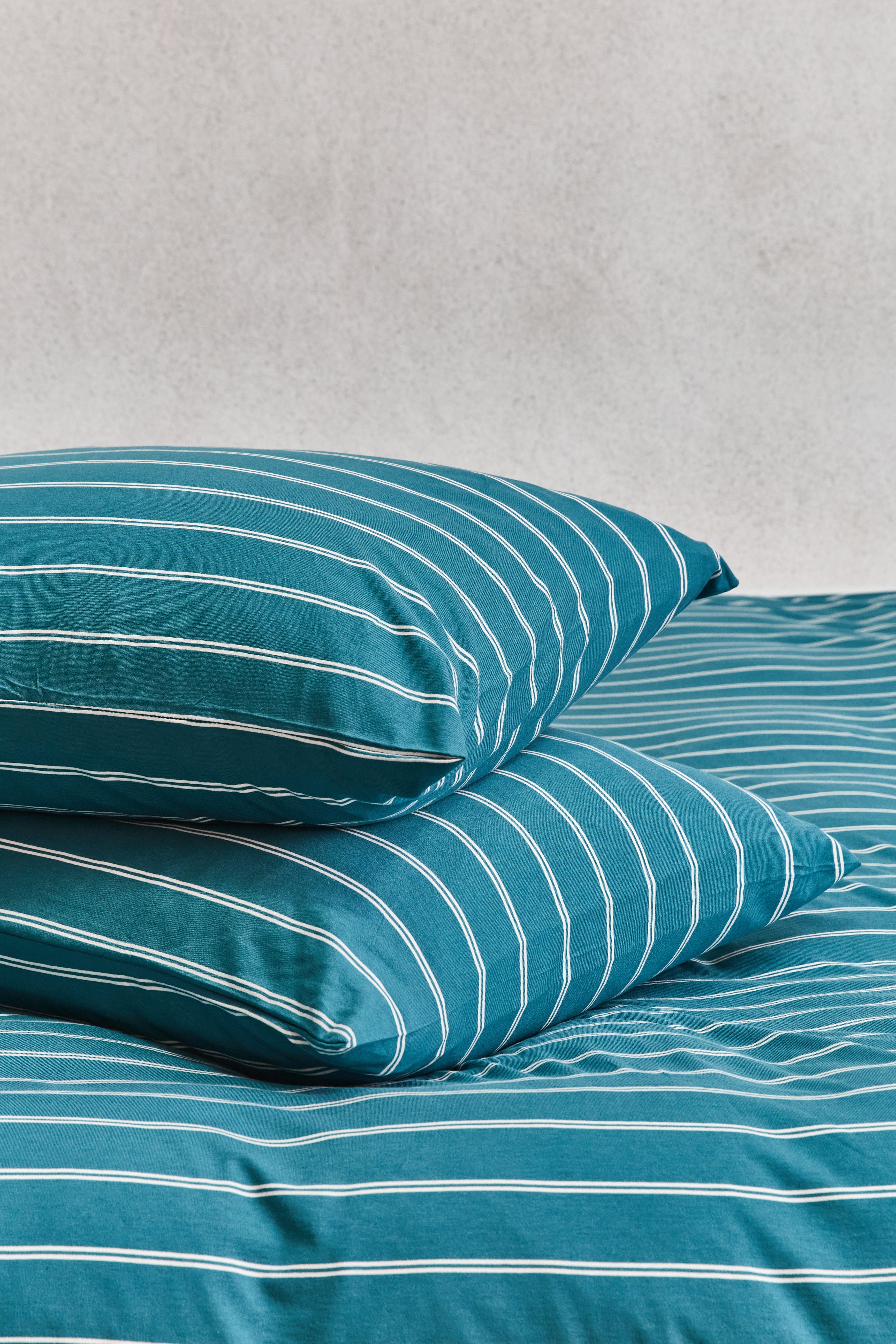 סט מצעי ג'רסי במבוק Aqua Stripes