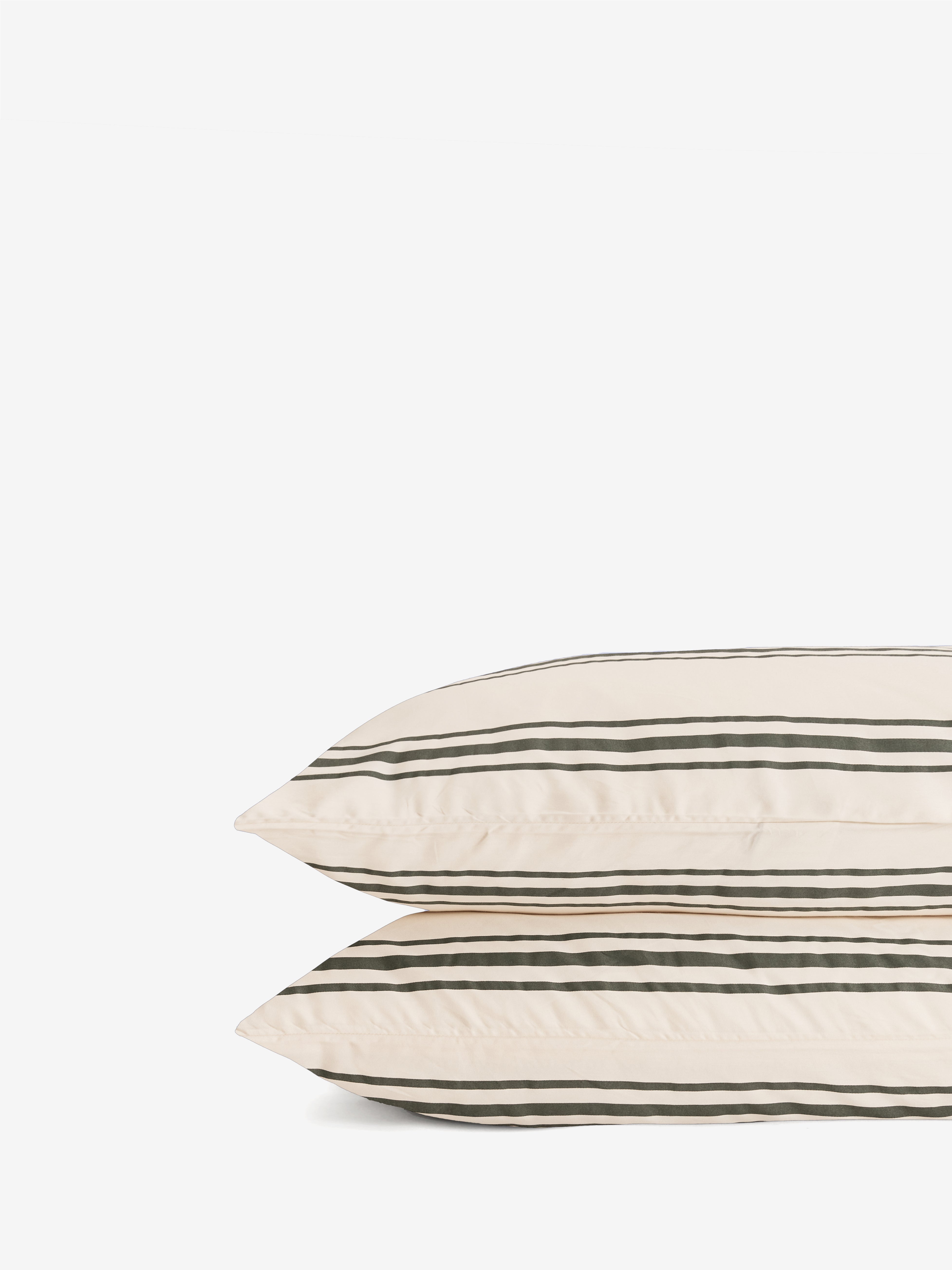 ציפיות כותנה בצבע קרם עם פסים בצבע ירוק זית