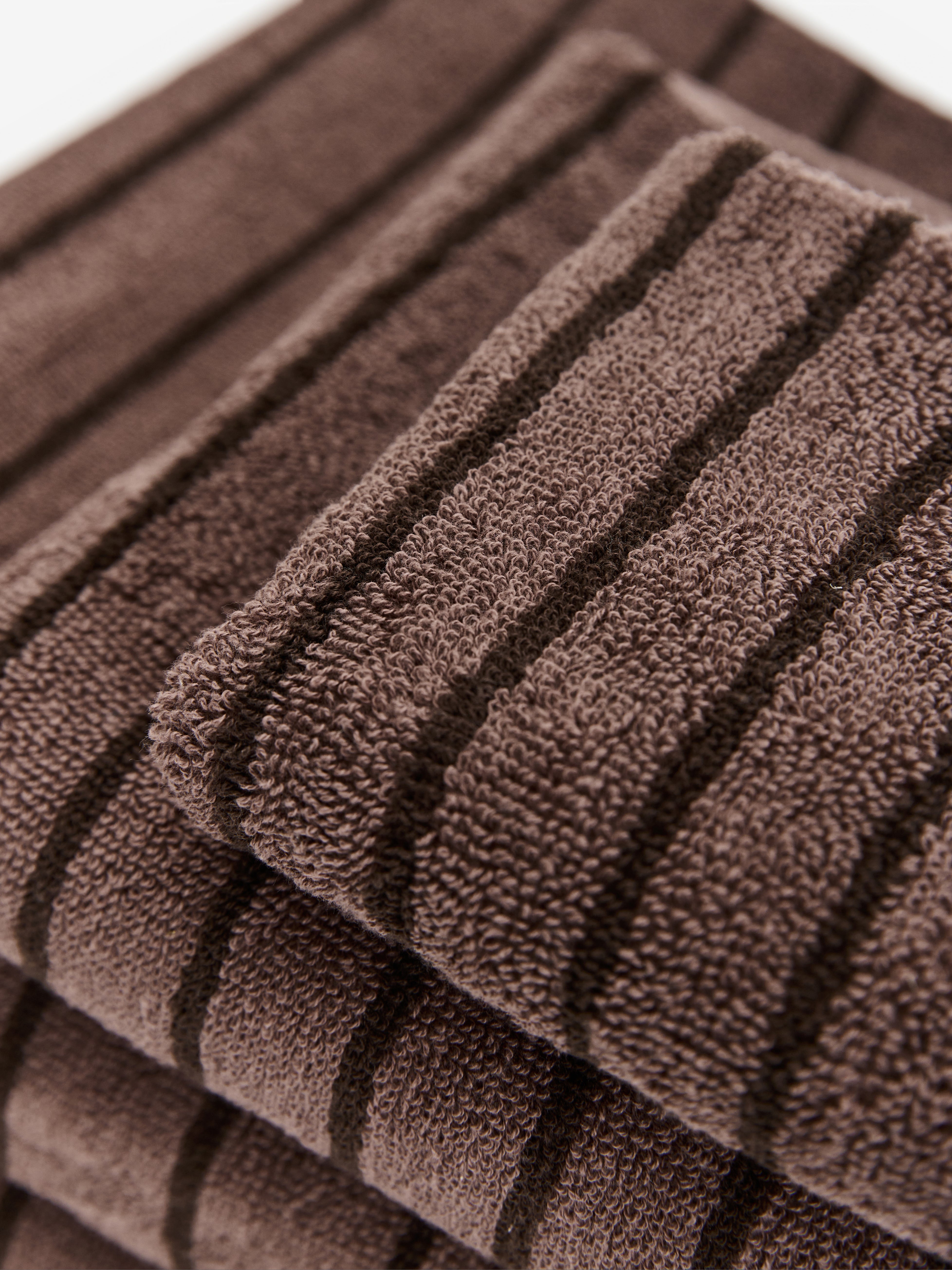 מגבת Basic Stripes