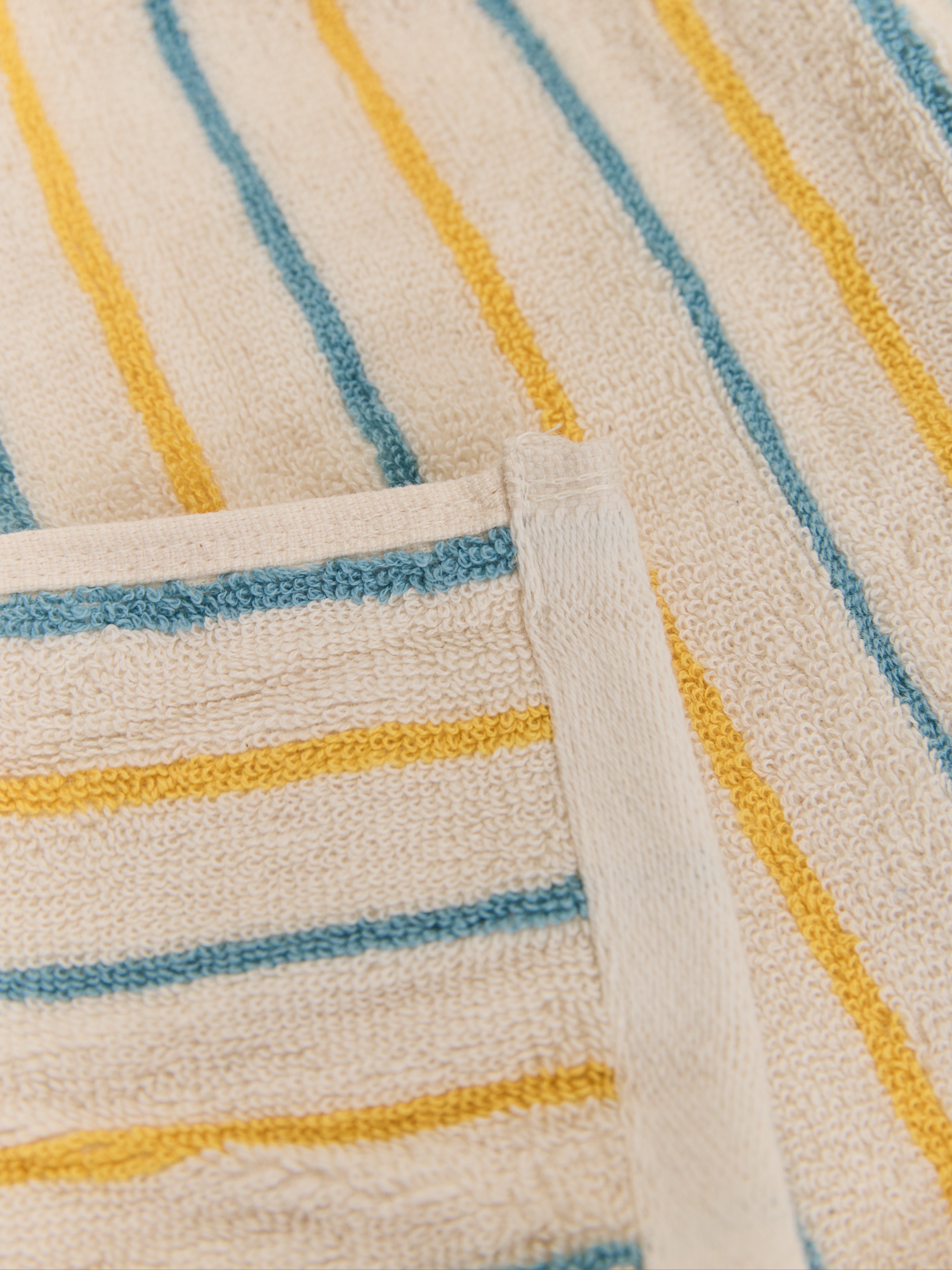 מגבת Basic Stripes