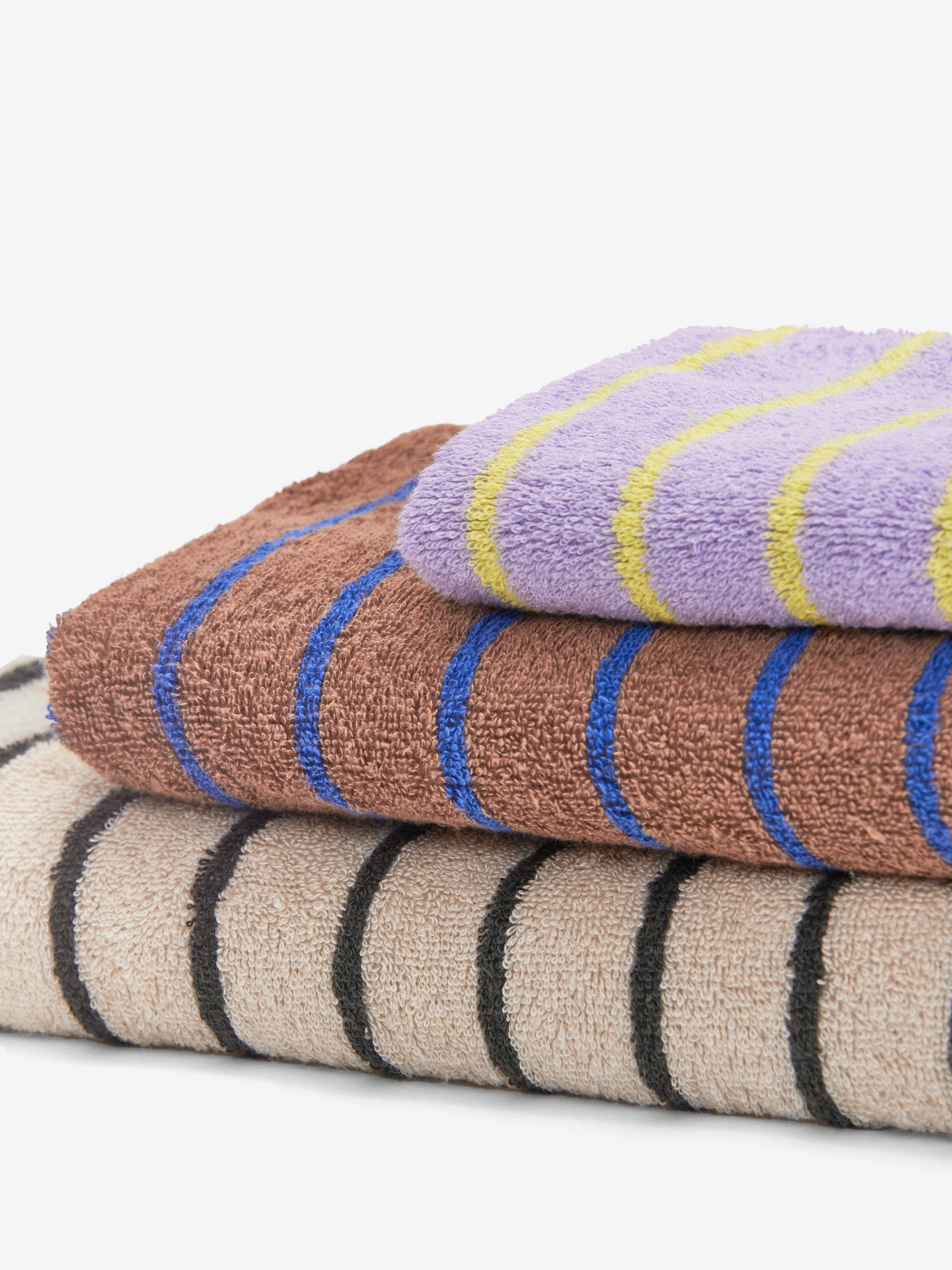 מגבת פסים Cram Black