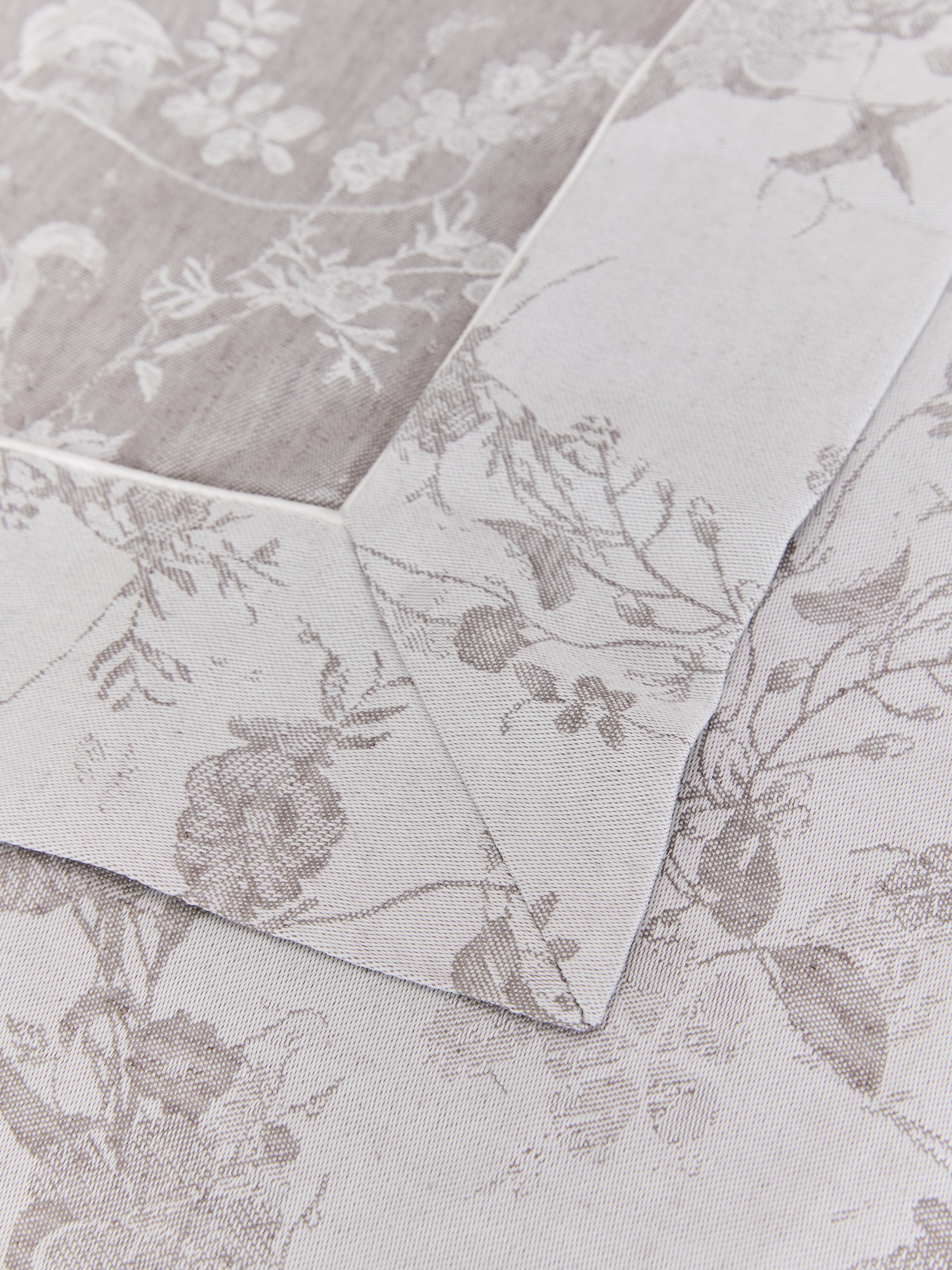 מפת שולחן Stone Floral Jacquard