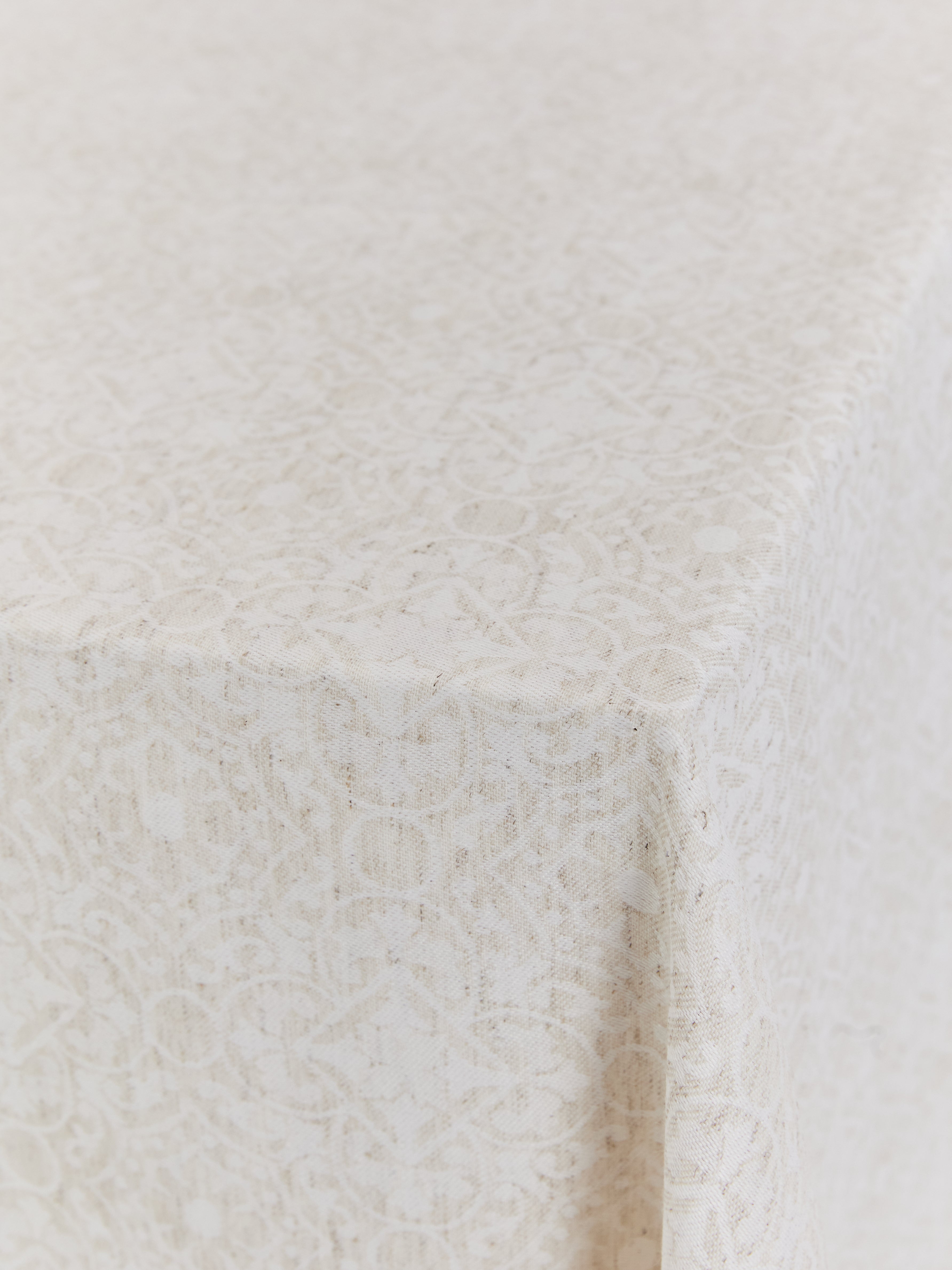 מפת שולחן Natural Jacquard