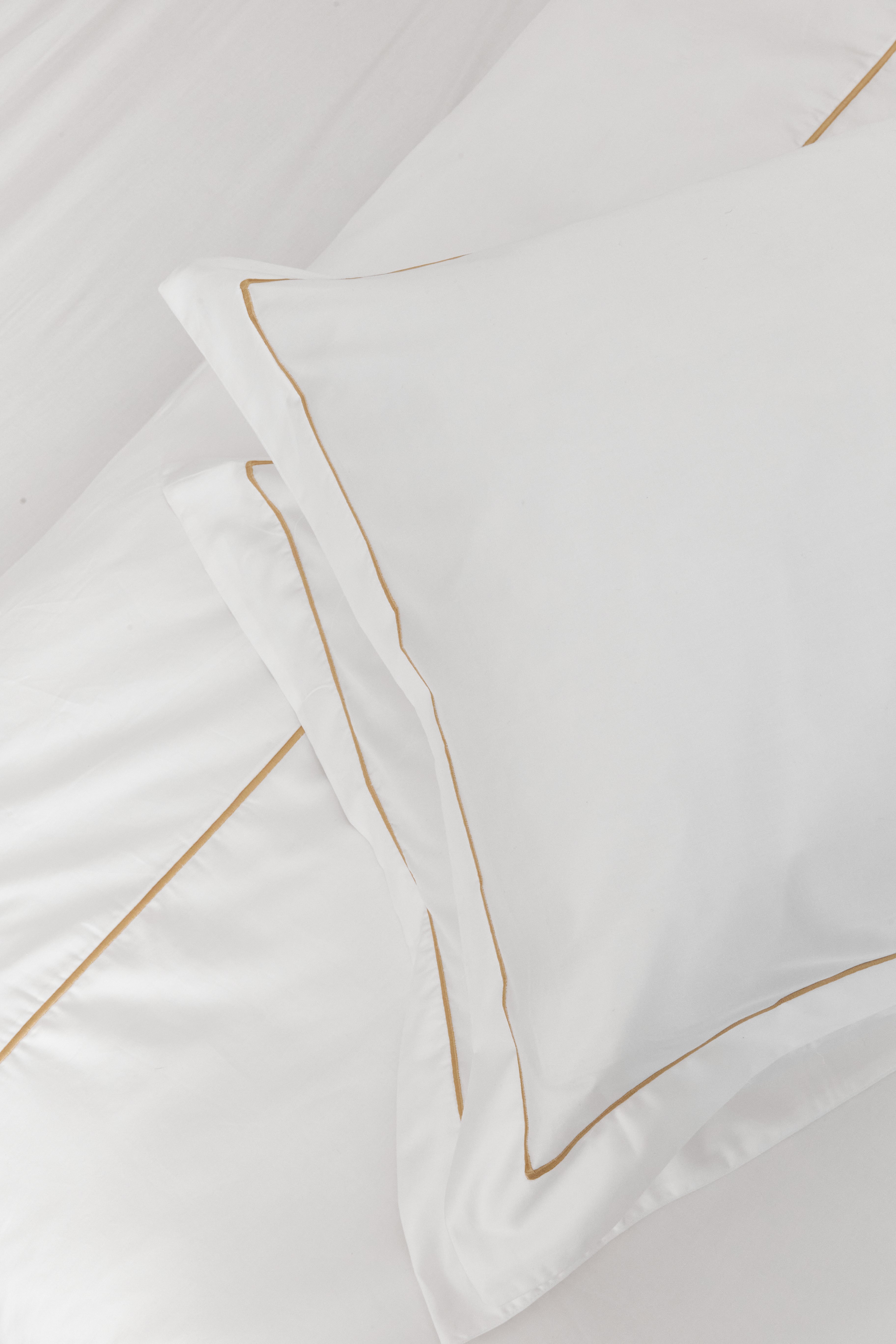 סט מצעי סאטן 300 פארטו Champagne