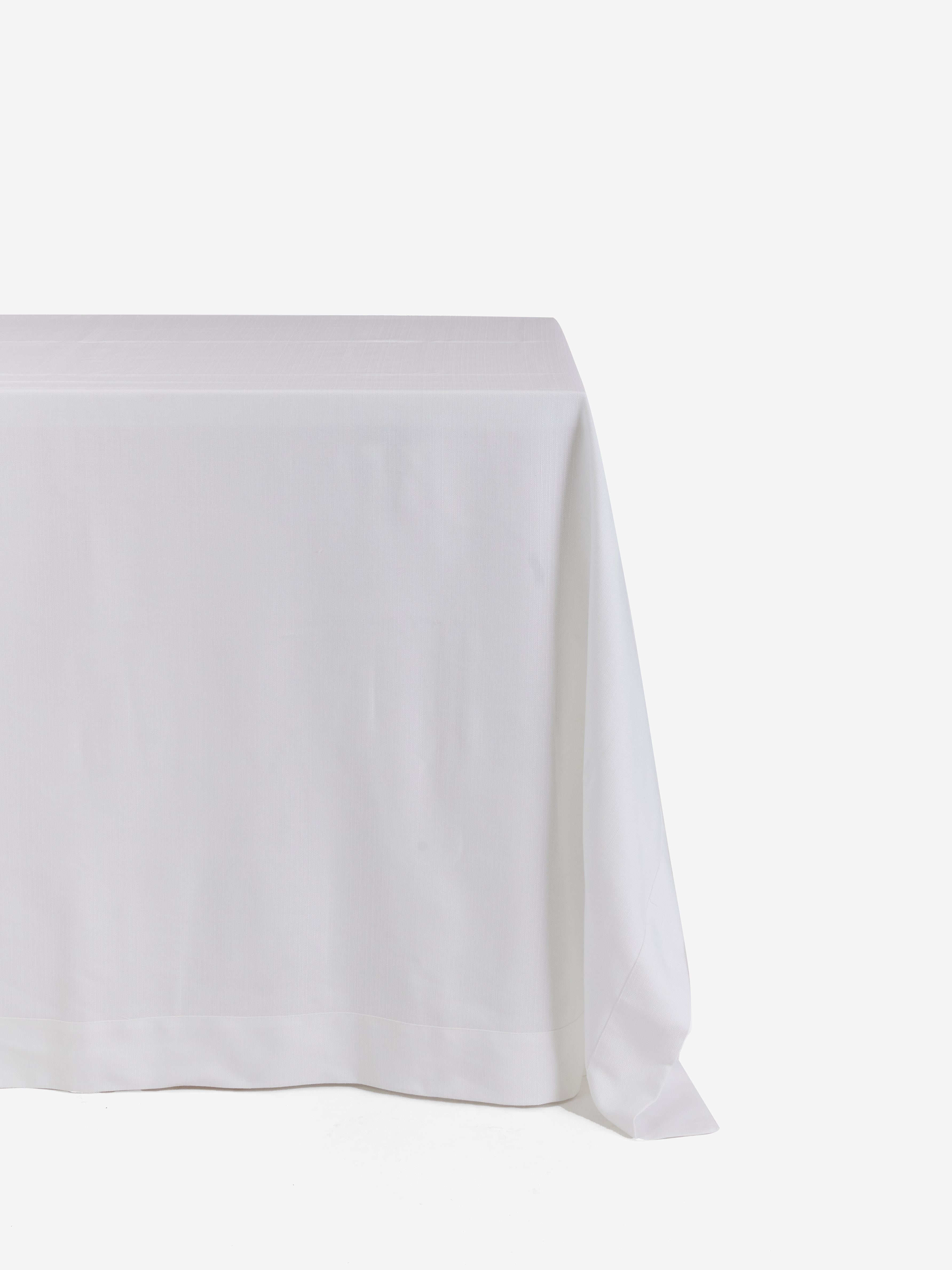 white tablecloth
