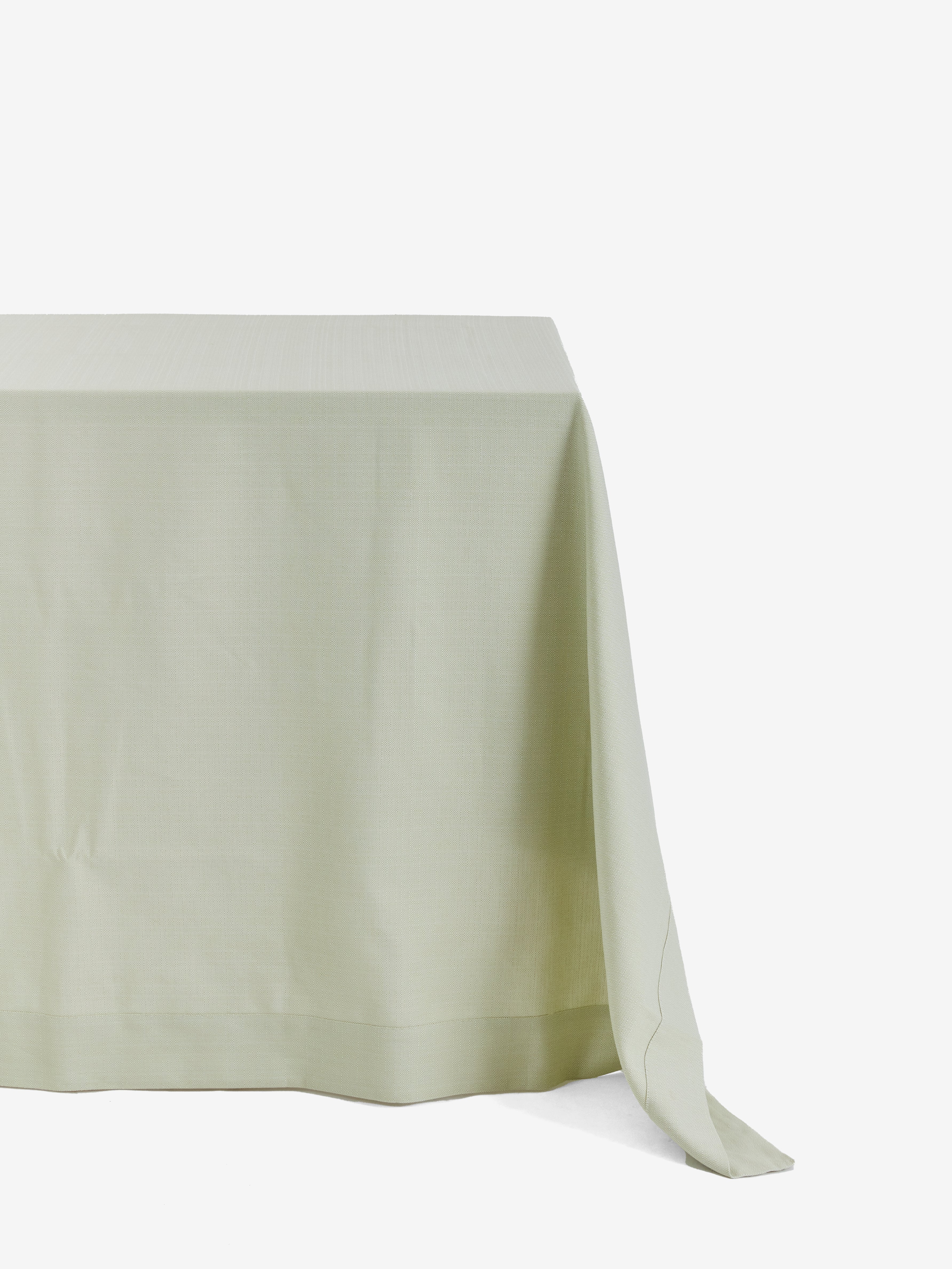 green tablecloth