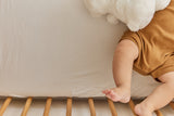 סדין במבוק למיטת תינוק/מעבר