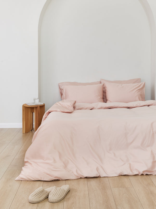 light.pink bedding